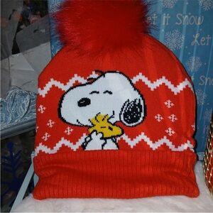 Peanuts Snoopy & Woodstock pom pom beanie